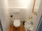 INAKTIV Großzügige Wohnung mit sonnigem Balkon, mit Anschluß an die Natur und Pinneberg - Im separaten WC